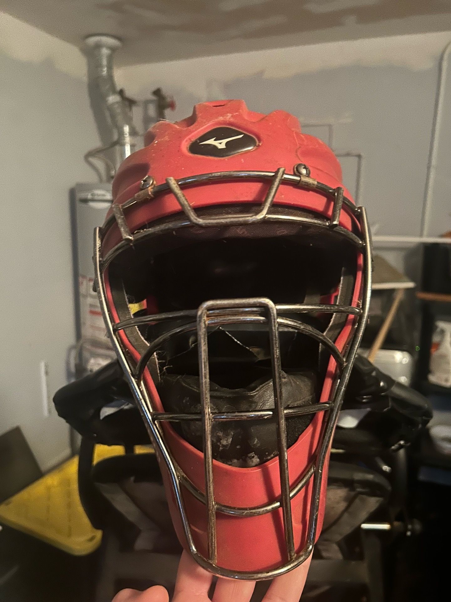 Catchers helmet