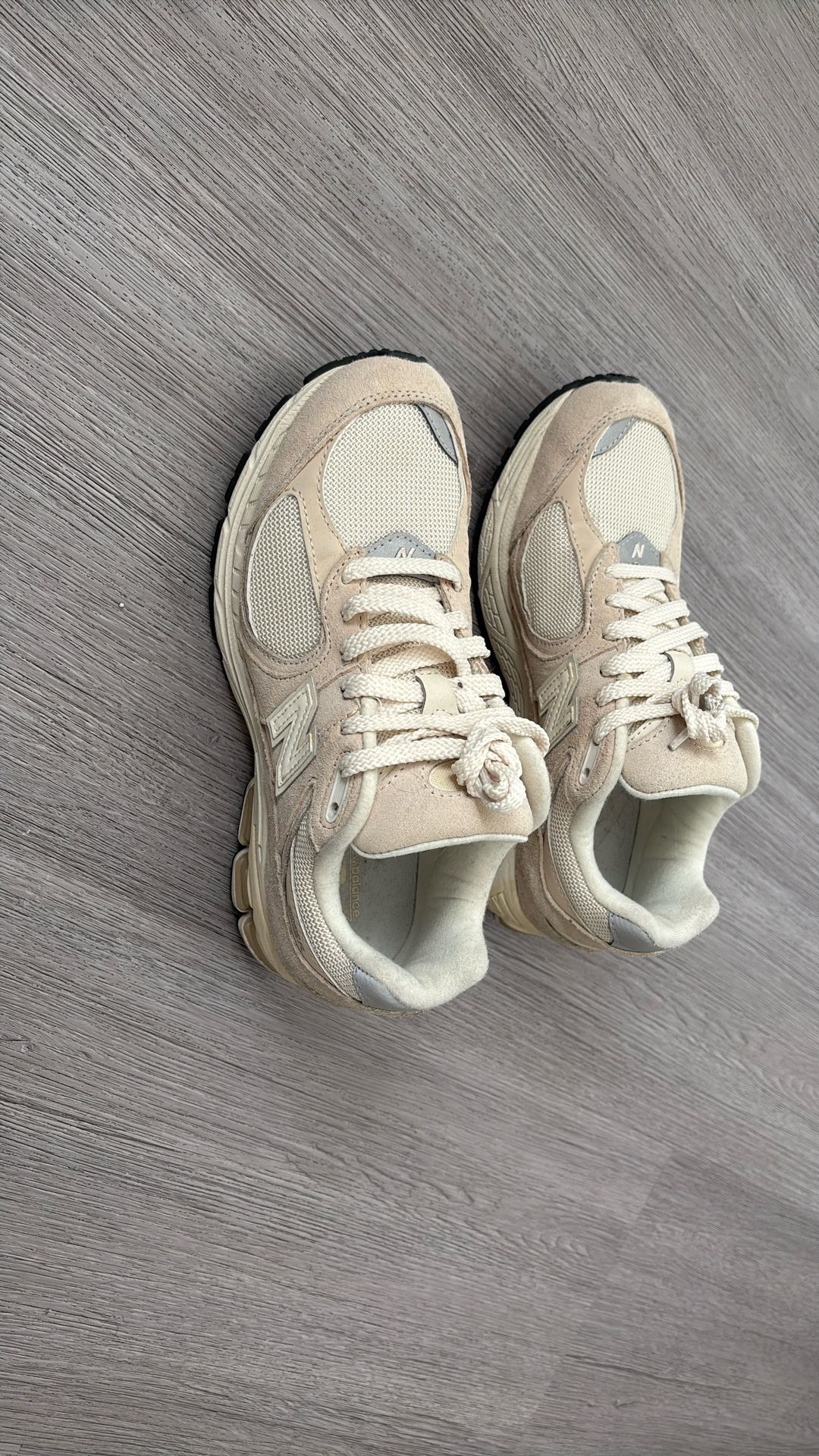 Women’s New Balance 2002r Tan Size 6 1/2