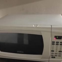 Microwave 