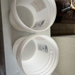 5 gallon buckets  5  for $15