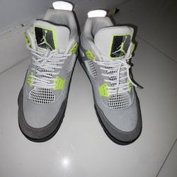 Jordan 4 Retro Se 95 Neon