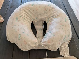 Boppy pillow
