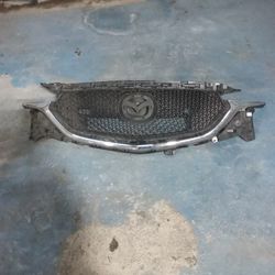 2017-2021 Mazda Cx5 Front Upper Grille 