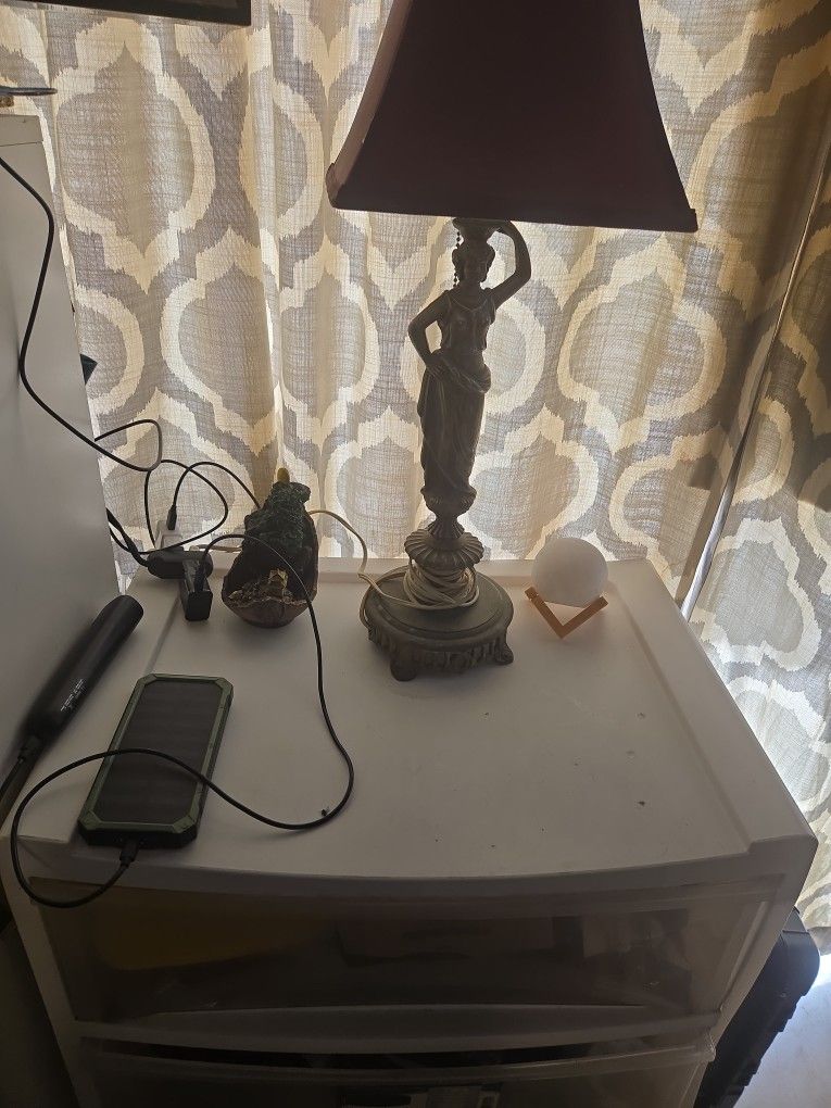 Vintage Grecian Statue Lamp. Circa 1950's. Works Fine. No Shade Incl.
