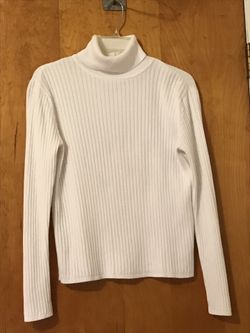 White Pullover