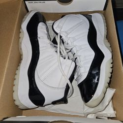 Kids Jordan 11 