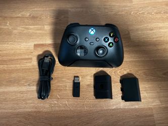 Microsoft XBOX Controller with Razer charging stand
