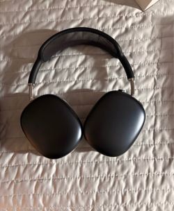 Airpod maxes gen 2 midnight
