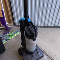 Compact Vacuum 