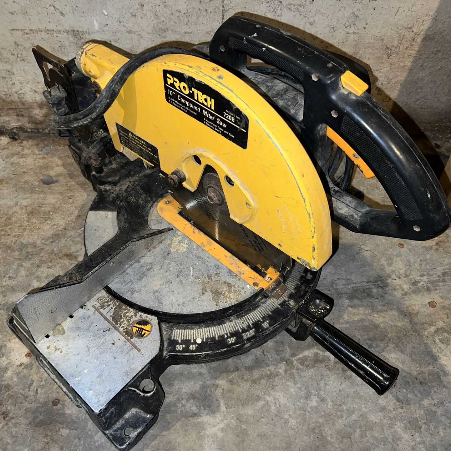10 Inch Compound Miter Saw Pro Tech Model 7208 for Sale in New