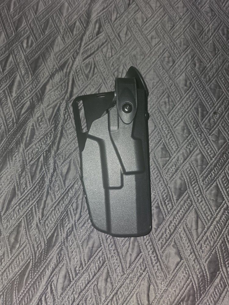 Glock 17 Duty Holster