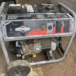 Generator 5000 Briggs & Stratton