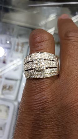 14k gold diamond ring 10.9 grams 1.65 ct diamonds
