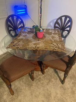 5-Pc Traditional Dining Set Round Beveled Glass Top, Carved Wood Pedestal, 4 Fan-Back Chairs