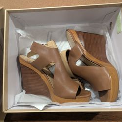 Michael Kors Wedge Heels sz 8