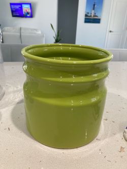 Canister
