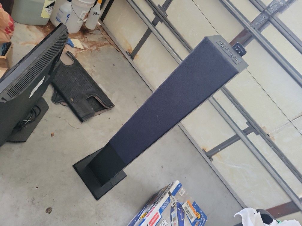 TOWER SPEAKER WT COLOR CHANGING LIGHTS