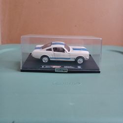 Die Cast With Plastic 1/32 1966 Shelby GT 350