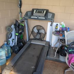 Viewpoint 3000 NordicTrack Treadmill for Sale in Valrico FL OfferUp