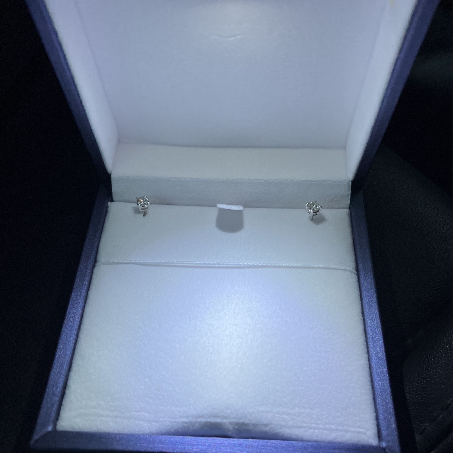 Selling Diamond Earrings