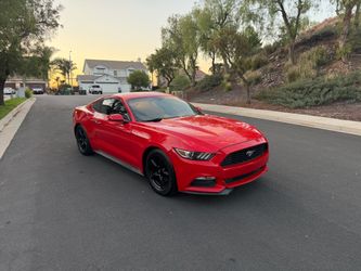 2015 Ford Mustang V6 Coupe