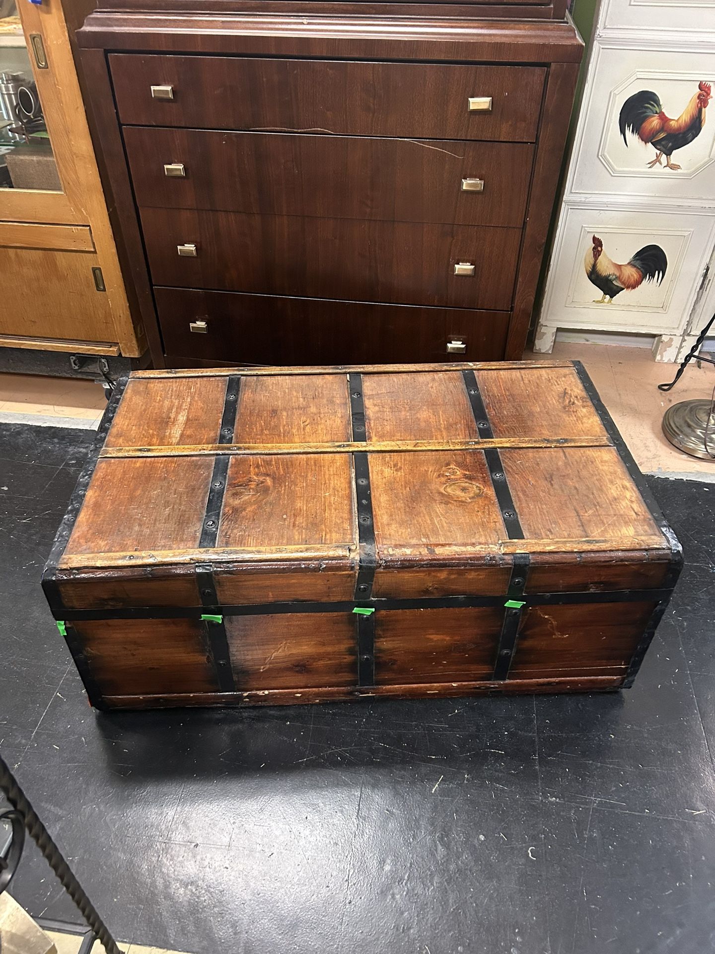 Wood Trunk Possibly A Coffee Table