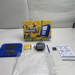 Nintendo 2DS Super Mario Bros. 2 Console Bundle (Electric Blue) W/ Original Box