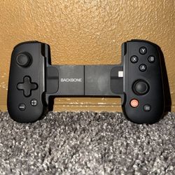 Backbone Xbox Edition Lightning IPhone Controller Used Pre Owned Works Great 