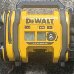Dewalt Air Pump (No Batteries Included)
