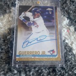 2018 Topps chrome bowman yellow  m wave refrwctor VLAD Guerrero Jr /50 . Rookie Autograph baseball card .