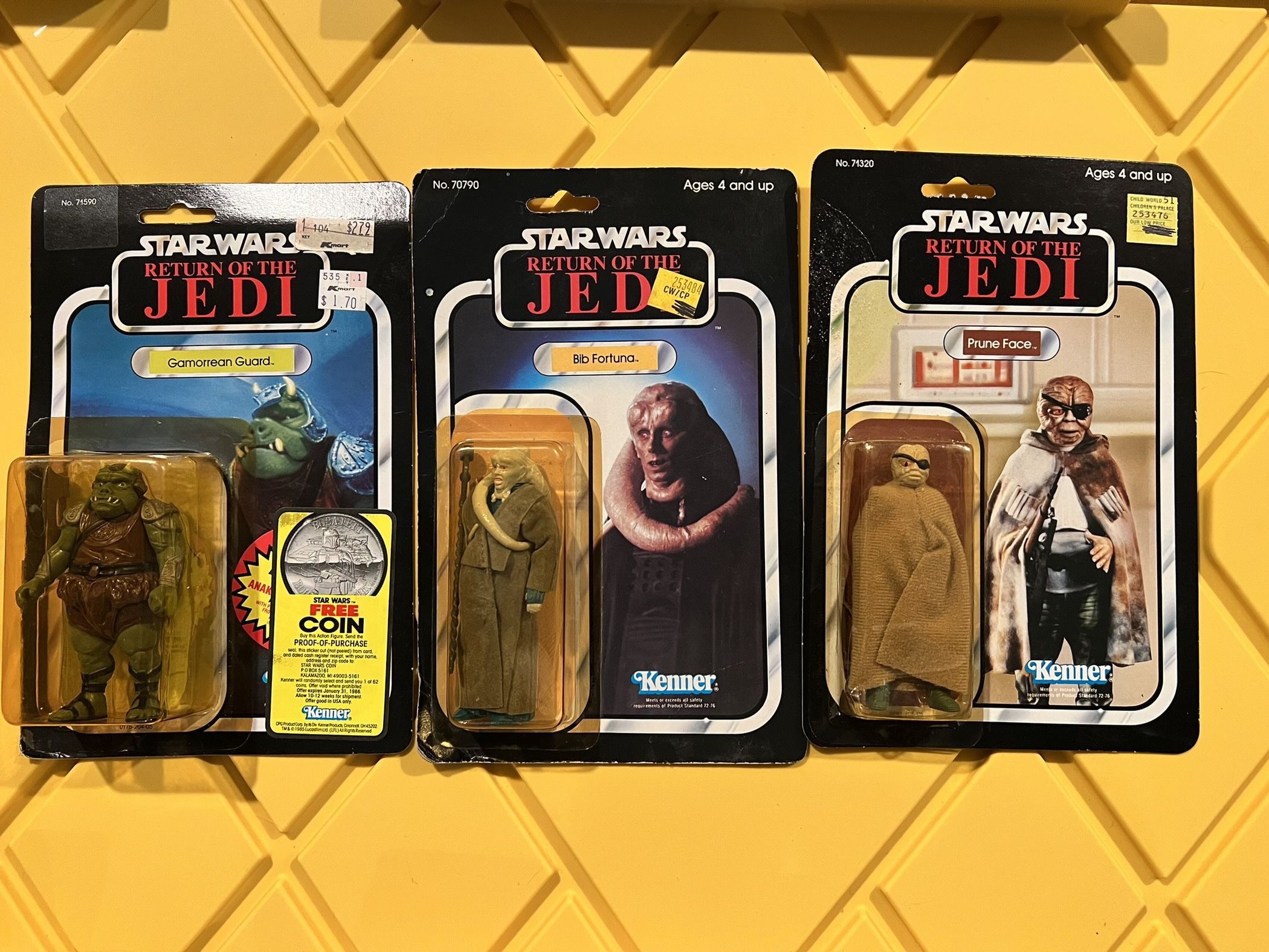 3 Vintage Star Wars Action Figures MOC