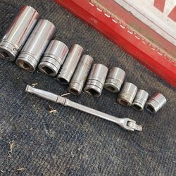 $80 Snap On Sockets And Small Braker Bar