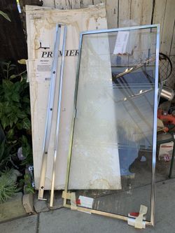 Shower door 29. 1/5 To 30. 3/8 Height 61. 1/5