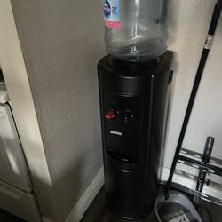 Water Dispenser