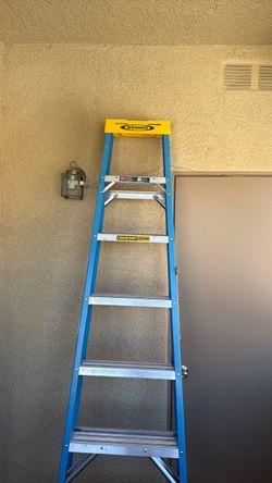 Werner 8’ fiberglass ladder