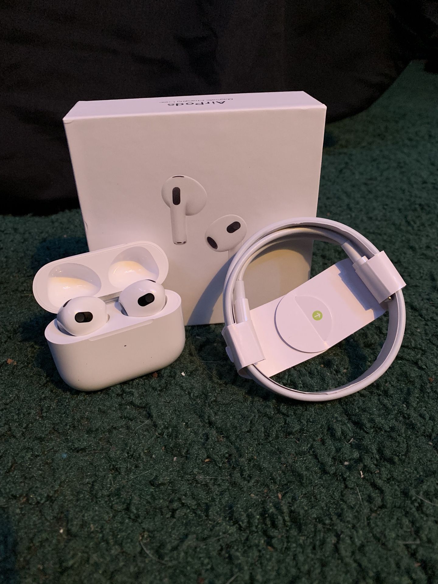 Apple AirPod Gen 3
