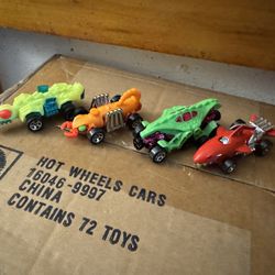 1996 4 Car Set Hotwheels 