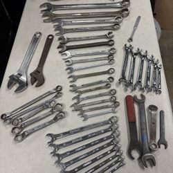 **Assorted Wrenches Lot 45pcs**