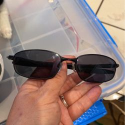 Oakley Blender 6b Sunglases Used Good Condition 