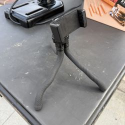 Iphone / phone holder 