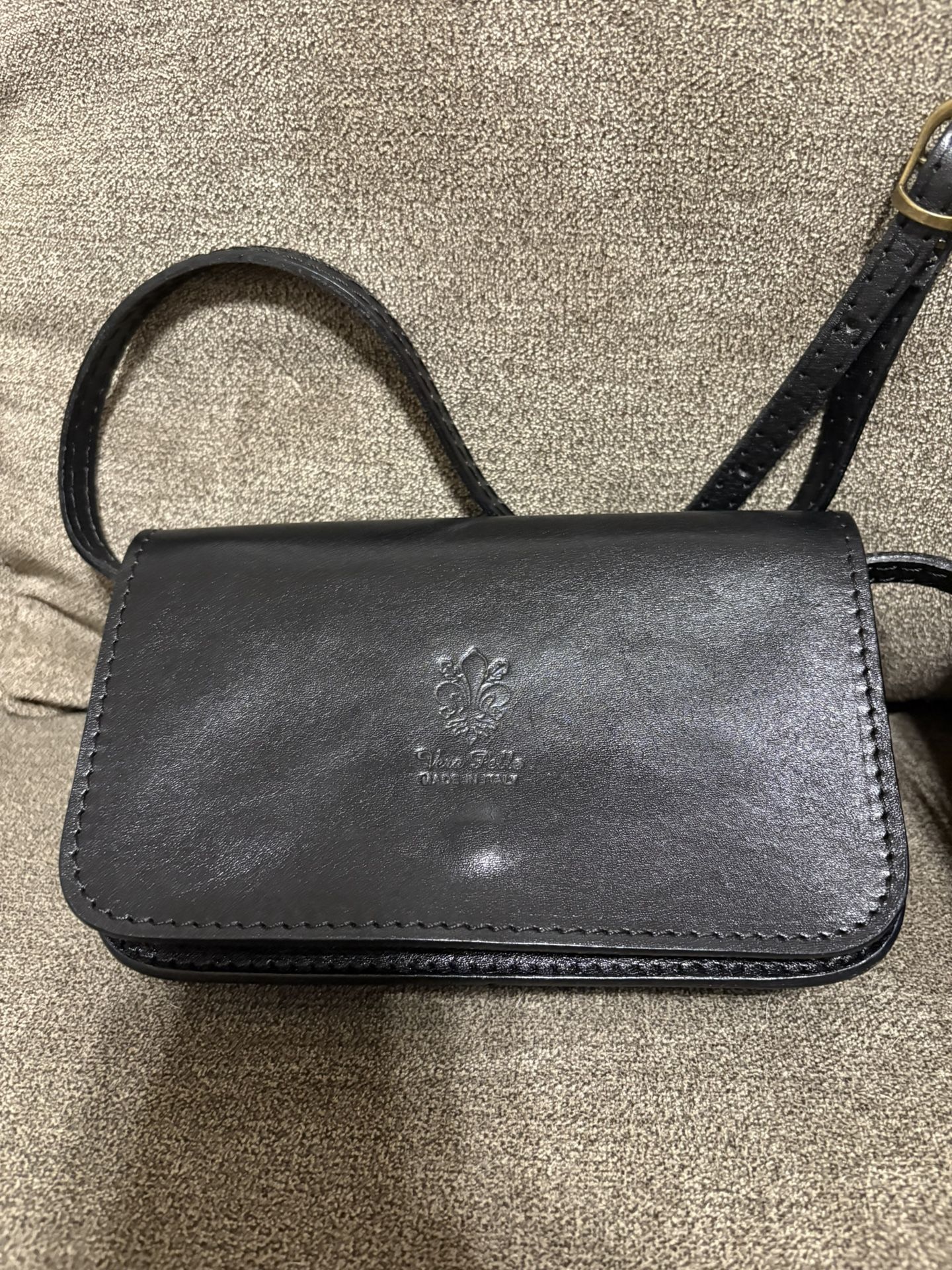 NEW! BLACK LEATHER BAG