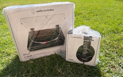 Audio-Technica AT-LP60XBT-BK Fully Automatic Wireless Belt