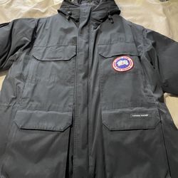 CANADA GOOSE Black Expedition Down Jacket