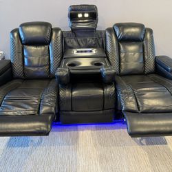 Party Time Sofa And Recliner