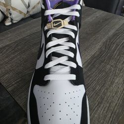 Nike UPTOWNS PURPLE/ BLACK/ WHITE SIZE 11- NEW NO BOX