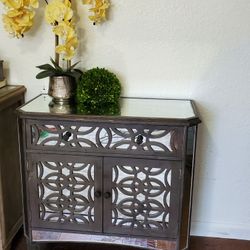 2 Mirrored Cabinets - Nightstands