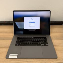16" MacBook Pro Touchbar 500GB SSD*16GB RAM*2.6Ghz Intel 6 Core i7 