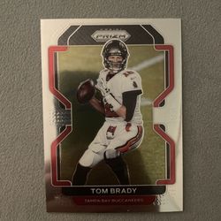 Tom Brady Football Card Nfl Bucs/ Patriots