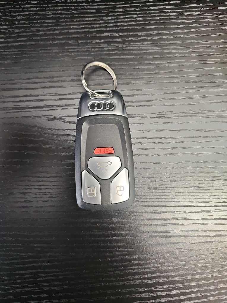 AUDI KEY FOB 2024