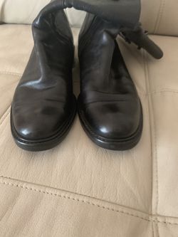 Roberto Del Carlo Black Leather Boots, quality boots, all in great shape, super comfy and great designer! Make me an offer.